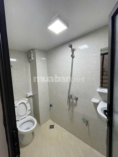 ( Hiếm) Bán nhà 34m2 x4, 2 mặt thoáng. giá bán tháng 8 : 6,x tỷ 