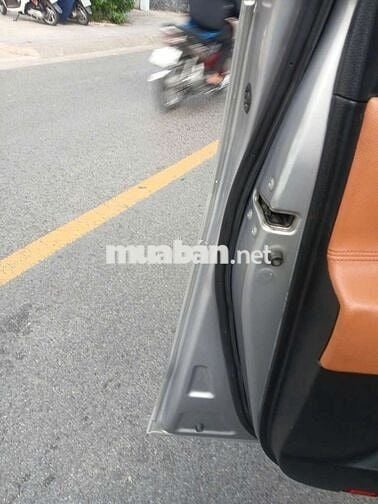 Toyota Innova 2016E số sàn , xe gđ cần bán gấp