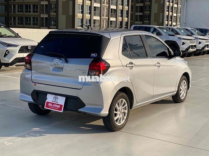 Toyota Wigo 1.2 D-CVT 2024 Bạc 8.000km