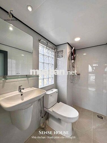 Duplex ban công - full nội thất - nhà mới