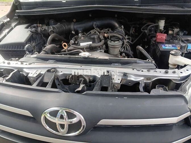 Toyota Innova 2016E số sàn , xe gđ cần bán gấp