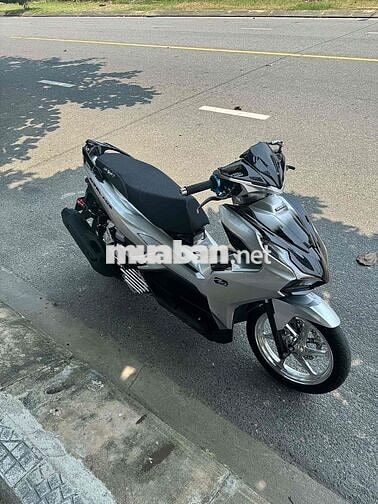Honda Air Blade 125 2024 Bạc