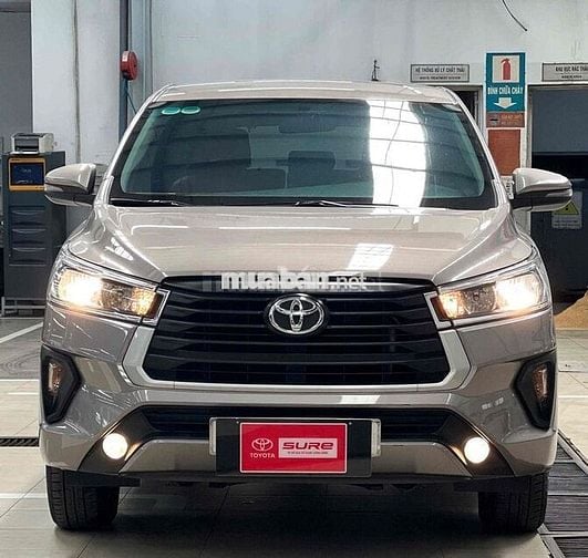 TOYOTA INNOVA 2.0E SỐ SÀN 2022
