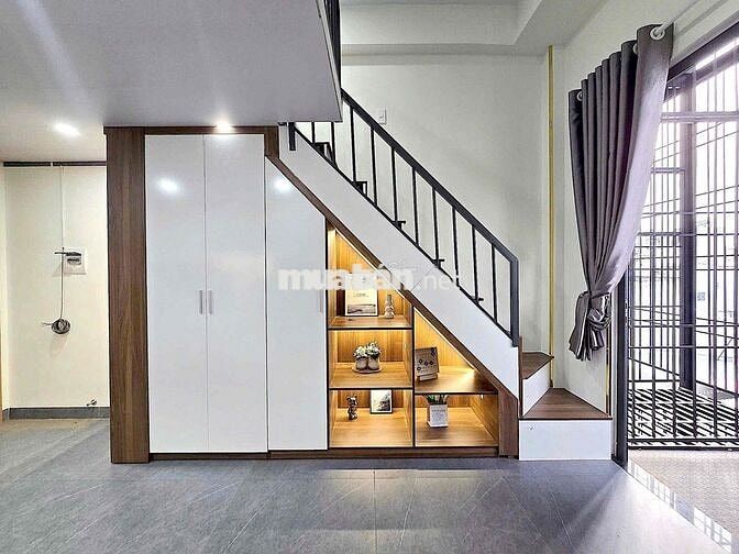 DUPLEX BAN CÔNG gần TDTU, UFM, NTTU, LOTTE, CẦU KÊNH TẺ, Q4, Q8