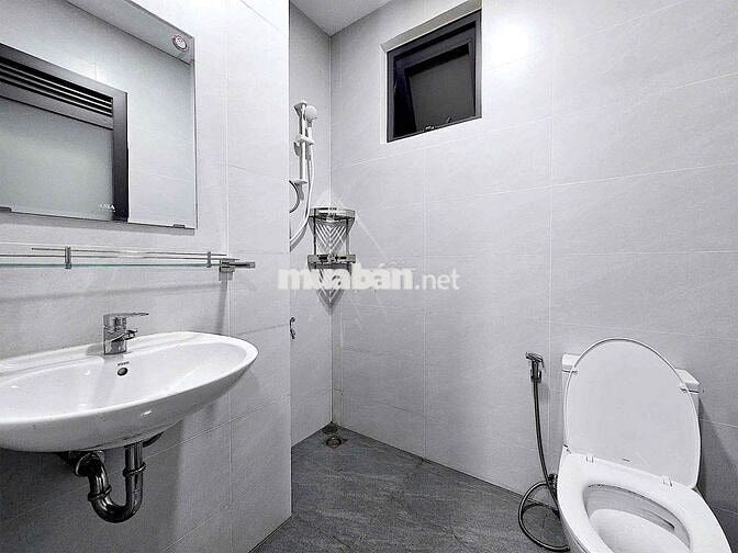 DUPLEX BAN CÔNG gần TDTU, UFM, NTTU, LOTTE, CẦU KÊNH TẺ, Q4, Q8