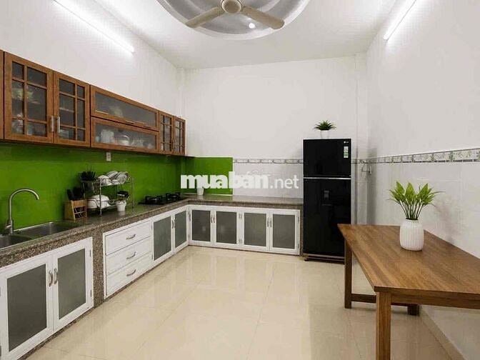 Nhà ngon, hẻm xe tải, giá tốt ☺️