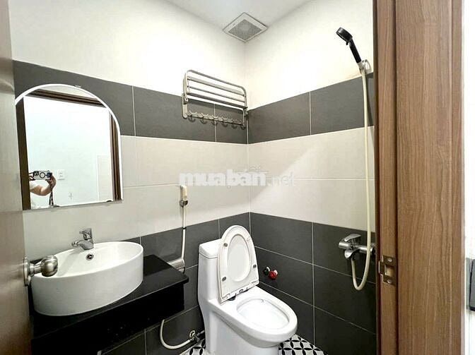 PHÒNG FULL NỘI THẤT – BẾP RIÊNG – GẦN HÀNG XANH – CHỈ 6 TRIỆU