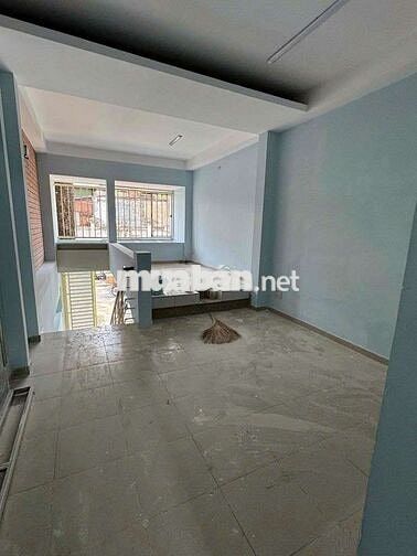 CHO THUÊ NHÀ MẶT TIỀN NGUYỄN HỮU CHÍ Q5
