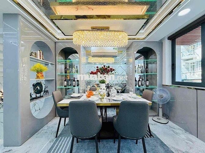 Cho thuê nhà nguyên căn  nhà mới 100% dt 72 m trệt 4,5 lầu giá 30 tr /