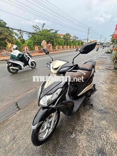 Yamaha Luvias FI Đen, Vàng đồng