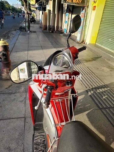 Honda Air Blade FI 2011 thành phố