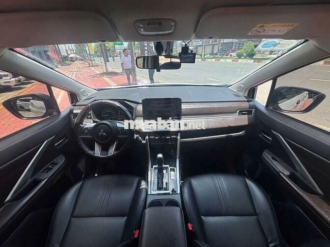 Mitsubishi Xpander Premium 2023 Trắng 36.000 km