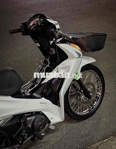 Future 125i 2024 Trắng Đen zin có góp