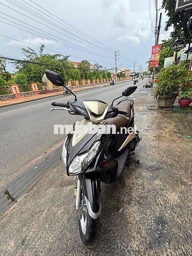 Yamaha Luvias FI Đen, Vàng đồng