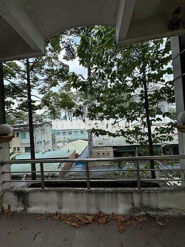 CHO THUÊ NHÀ MẶT TIỀN PHẠM HỮU CHÍ Q5