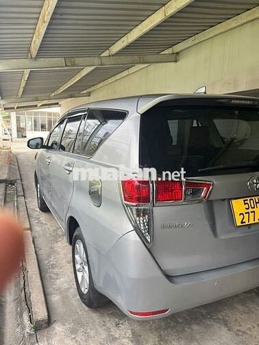Toyota Innova 2017 E Số tay Bạc