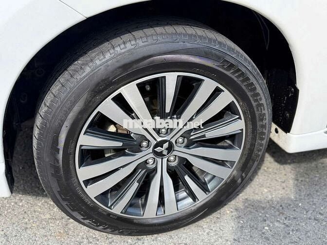 Mitsubishi Outlander CVT 2023 Trắng