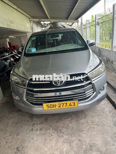 Toyota Innova 2017 E Số tay Bạc