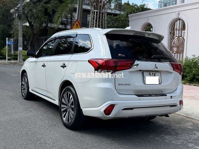 Mitsubishi Outlander CVT 2023 Trắng