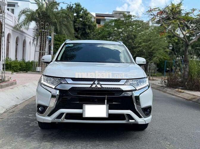 Mitsubishi Outlander CVT 2023 Trắng