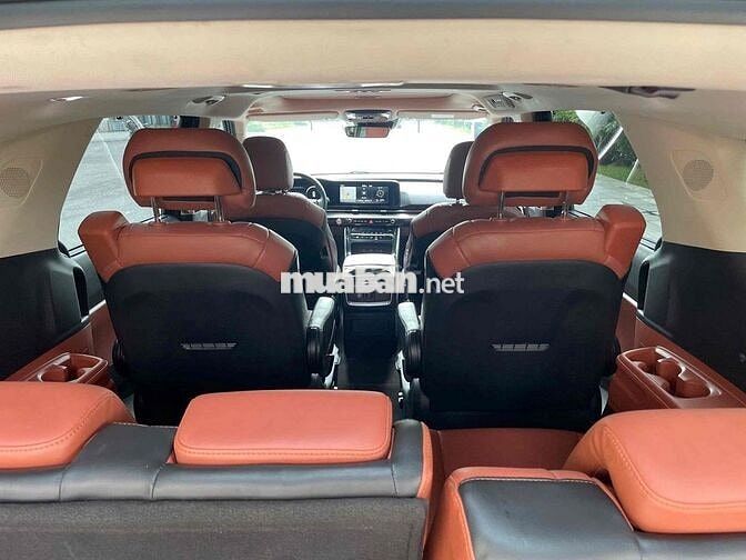 Kia Carnival Signature 2.2D sx 2022 chạy 80000 Km