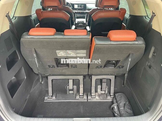 Kia Carnival Signature 2.2D sx 2022 chạy 80000 Km