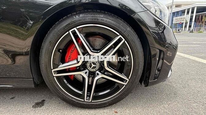 Mercedes-Benz C 300 AMG 2018 Đen 52000 km