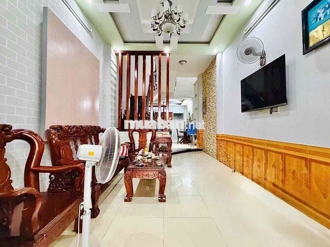 NHÀ HẺM XE HƠI PHẠM VĂN CHIÊU (4x20M) - 4 PHÒNG NGỦ 5WC