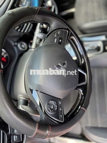 Mitsubishi Outlander CVT 2023 Trắng