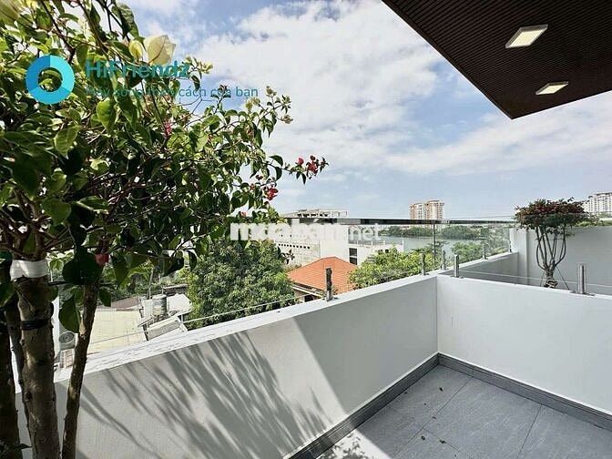 GÁC CÓ THÊM CỬA SỔ BAN CÔNG GẦN GIGA MALL CHỈ TỪ 3TR5
