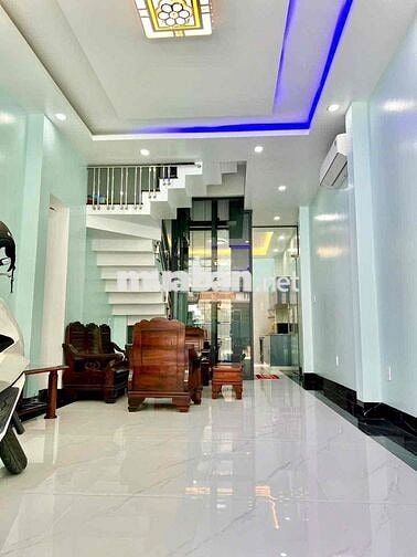 NHÀ MẶT TIỀN - THANG MÁY XỊN NGAY CƯ XÁ PHÚ LÂM B