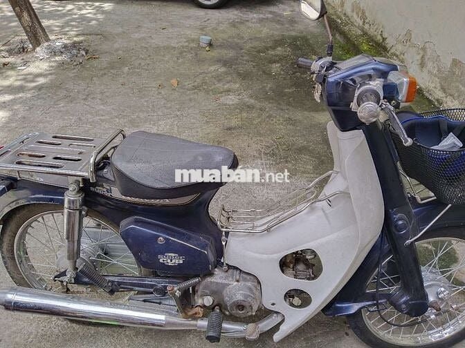 Honda Cub Custom 70cc Xanh Trắng