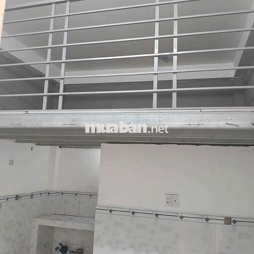PHÒNG SIÊU ĐẸP SIÊU THOÁNG MÁT VỚI CỬA SỔ THÔNG BAN CÔNG- CĂN GÓC