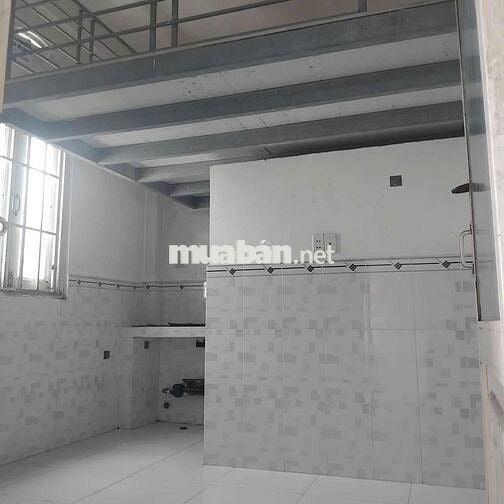 PHÒNG SIÊU ĐẸP SIÊU THOÁNG MÁT VỚI CỬA SỔ THÔNG BAN CÔNG- CĂN GÓC