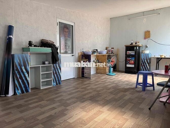 Kho xưởng QL13, HBP cũ gần Cân Nhơn Hoà
