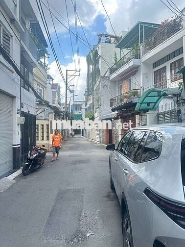 Cho thuê nguyên căn Trống rộng, 5pn6wc, hxh Nguyễn Văn Đậu p11 B.Thạnh