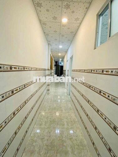 NHÀ RỘNG ( SÂN XE HƠI ) NGAY PICITY. TRỆT LỬNG 4PN 2WC
