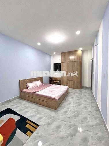 Nhà mới 4 tầng bê tông cốt thép, nở hậu L😊, nhà mới dọn vào ở ngay.