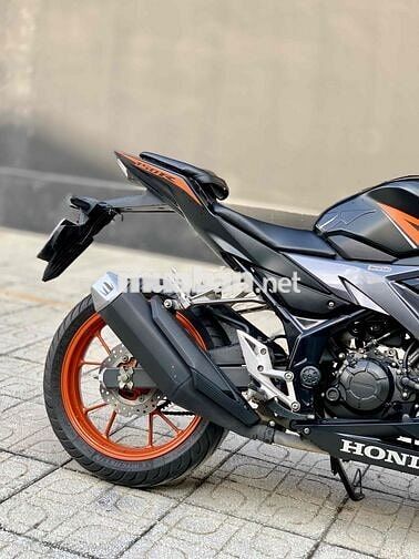 Honda CBR150R 2019 Odo 21000 km Chính Chủ Giá Tốt