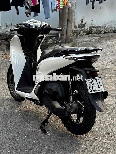 Honda SH 160i cuối 2023 bstp 9 chủ
