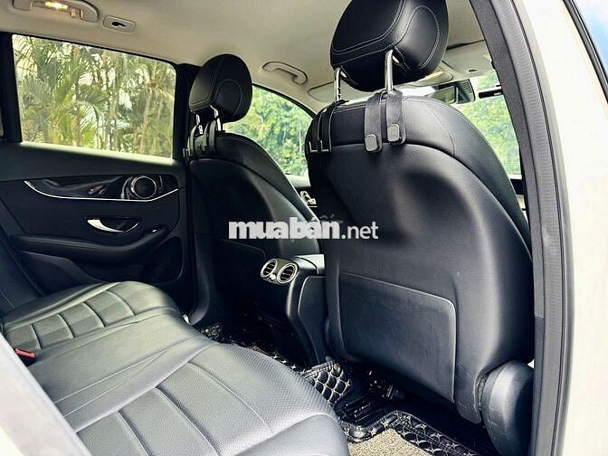 Mercedes-Benz GLC200 2022 Trắng
