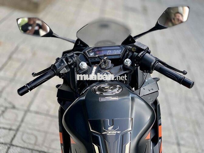 Honda CBR150R 2019 Odo 21000 km Chính Chủ Giá Tốt