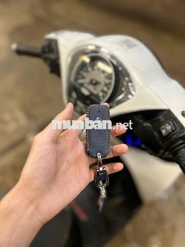 Honda SH Mode 2025 Trắng 15.000 km