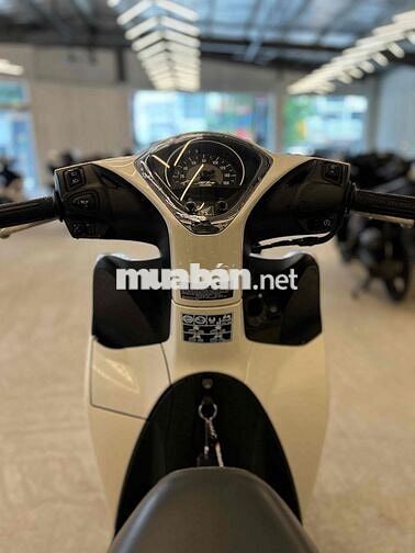 Honda SH Mode 2025 Trắng 15.000 km