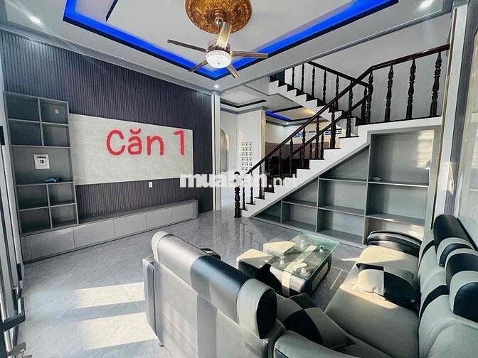 CÓ 2 căn KHU HÀNH CHÍNH cách chỉ 50m đi làm quá tiện! ib giá từng căn