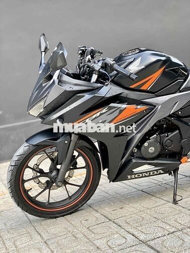 Honda CBR150R 2019 Odo 21000 km Chính Chủ Giá Tốt