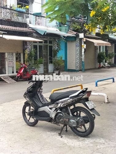 Yamaha Nouvo 3 Tự động màu Đen