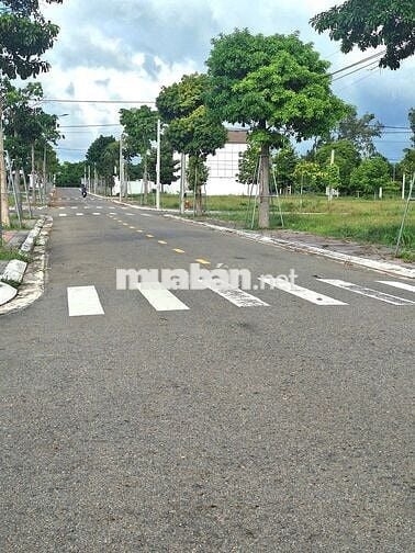 Thanh lý ngân hàng cắt lỗ bán gấp đất gần kcn Sonadezi 133m2/1ty320