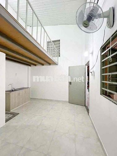 🏡 PHÒNG GÁC GIÁ RẼ - ĐƯỢC NUÔI PET – GẦN ETOWN & SÂN BAY