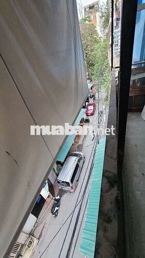 Cho thuê phòng 35m2 ngõ 5 Láng Hạ